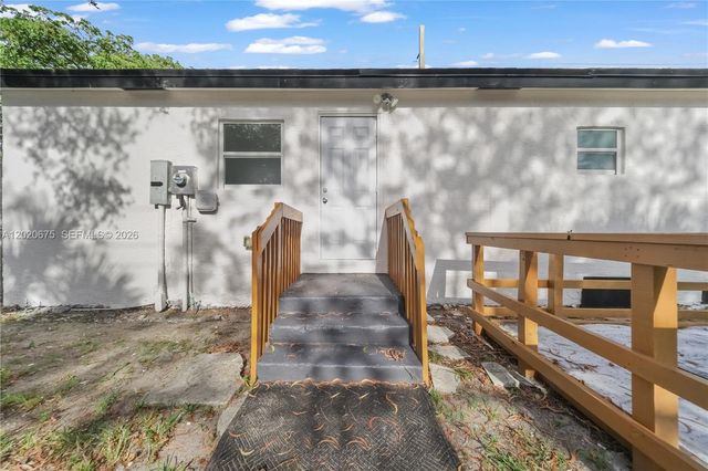 2440 NW 31st Ave, Fort Lauderdale, FL 33311