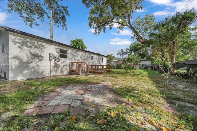 2440 NW 31st Ave, Fort Lauderdale, FL 33311