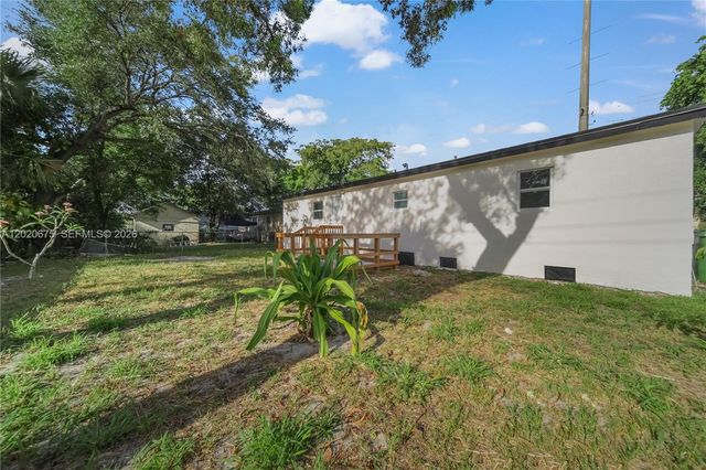 2440 NW 31st Ave, Fort Lauderdale, FL 33311