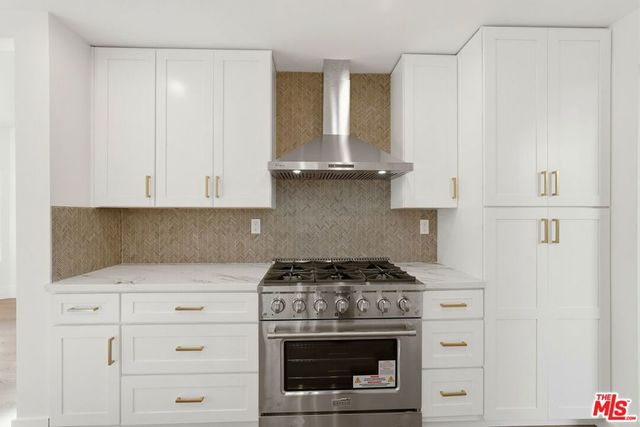 1752 Blossom Court, Newbury Park, CA 91320