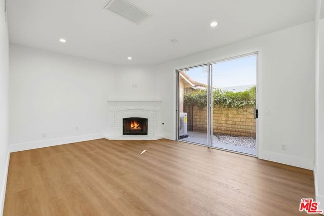 1752 Blossom Court, Newbury Park, CA 91320