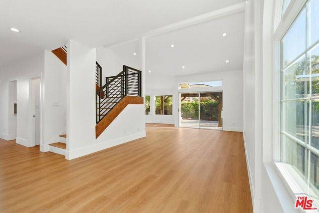 1752 Blossom Court, Newbury Park, CA 91320