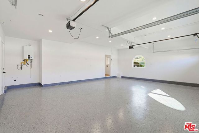 1752 Blossom Court, Newbury Park, CA 91320