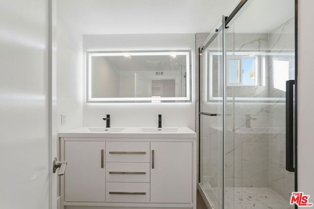 1752 Blossom Court, Newbury Park, CA 91320