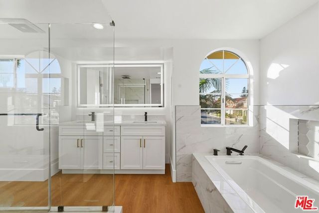 1752 Blossom Court, Newbury Park, CA 91320
