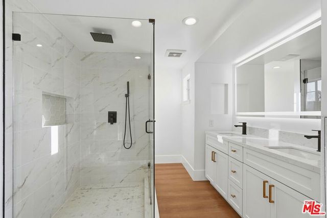1752 Blossom Court, Newbury Park, CA 91320