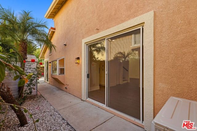 1752 Blossom Court, Newbury Park, CA 91320