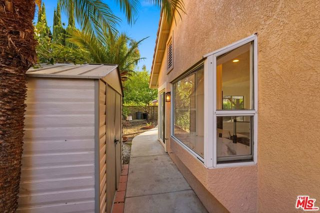 1752 Blossom Court, Newbury Park, CA 91320