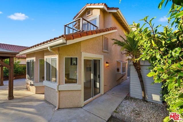 1752 Blossom Court, Newbury Park, CA 91320