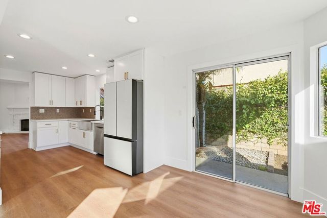 1752 Blossom Court, Newbury Park, CA 91320