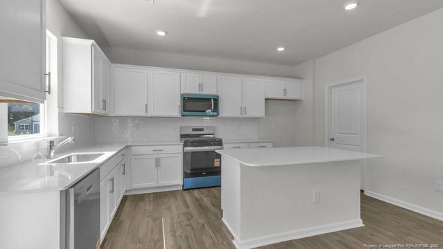 61 Mercer Way, Spring Lake, NC 28390
