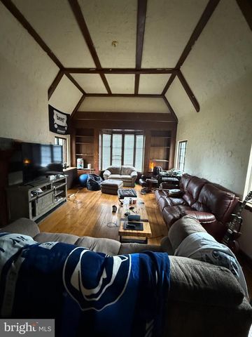 518 S GARNER ST, State College, PA 16801