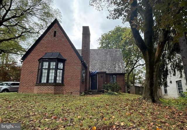 518 S GARNER ST, State College, PA 16801