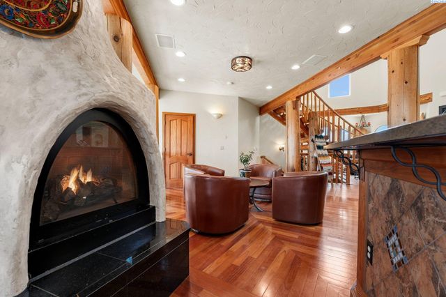 34214 S Glenn Miller Road Pr Se, Kennewick, WA 99338