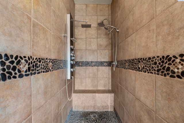 34214 S Glenn Miller Road Pr Se, Kennewick, WA 99338