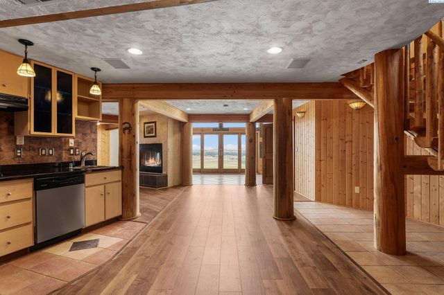 34214 S Glenn Miller Road Pr Se, Kennewick, WA 99338