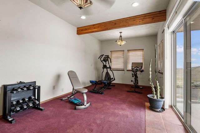 34214 S Glenn Miller Road Pr Se, Kennewick, WA 99338