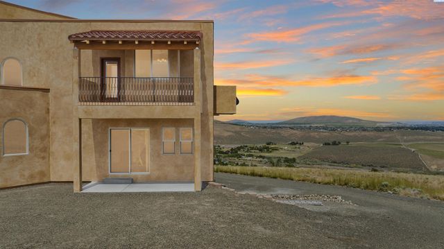 34214 S Glenn Miller Road Pr Se, Kennewick, WA 99338