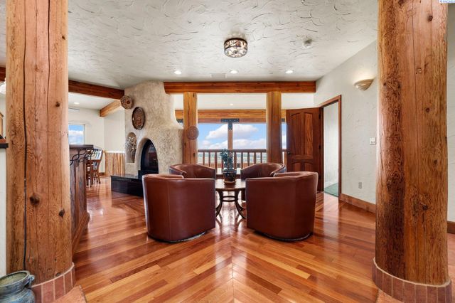 34214 S Glenn Miller Road Pr Se, Kennewick, WA 99338