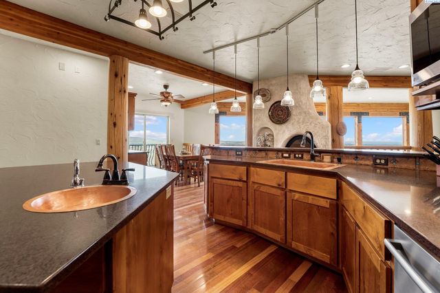 34214 S Glenn Miller Road Pr Se, Kennewick, WA 99338