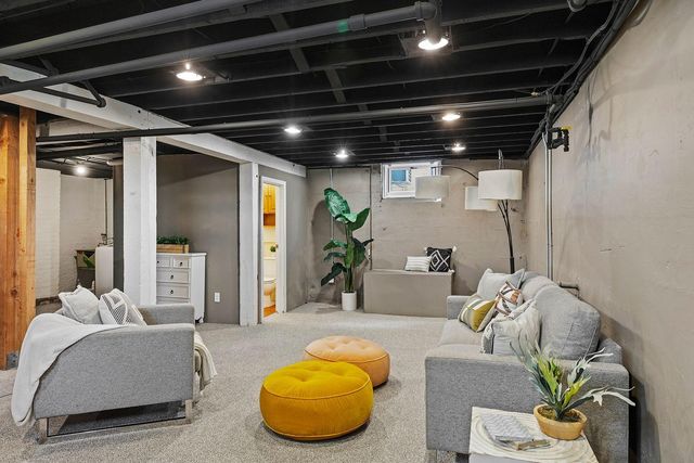 3033 Colfax Avenue S, Minneapolis, MN 55408