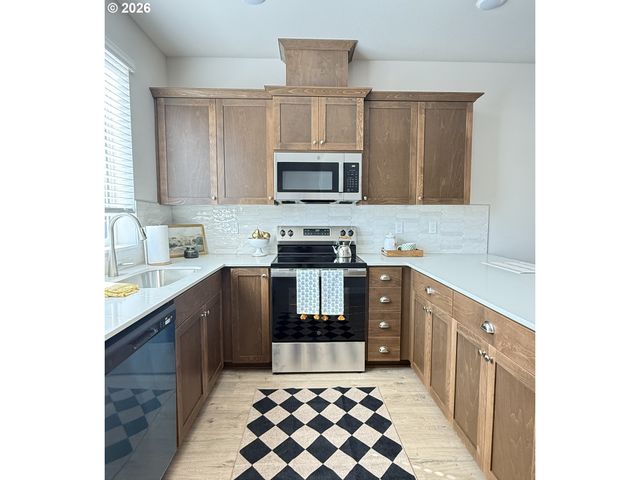 37101 Dubarko W61, Sandy, OR 97055