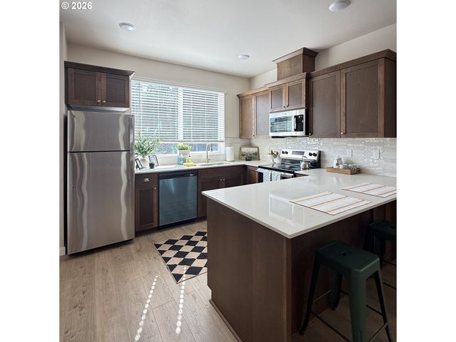 37101 Dubarko W61, Sandy, OR 97055