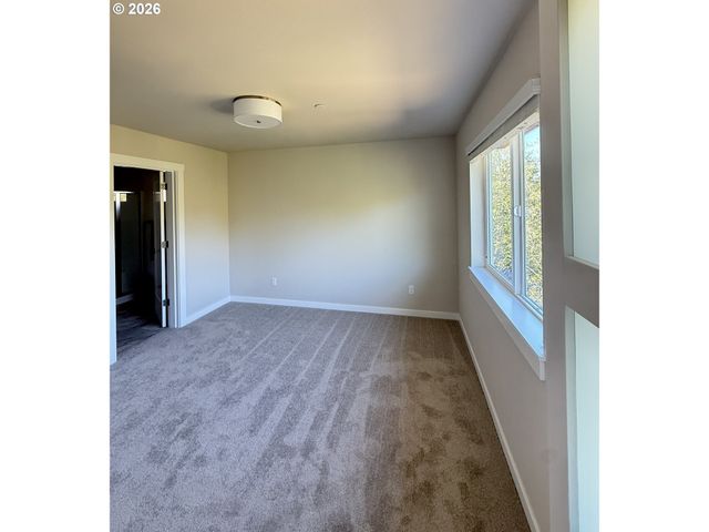 37101 Dubarko W61, Sandy, OR 97055