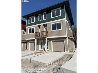 37101 Dubarko W61, Sandy, OR 97055