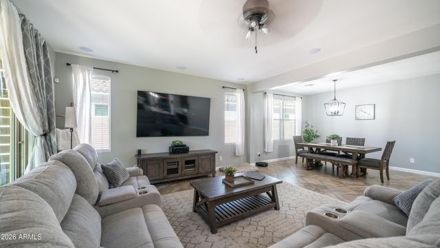 10533 E KINETIC Drive, Mesa, AZ 85212