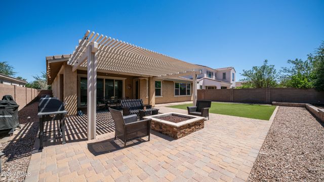 10533 E KINETIC Drive, Mesa, AZ 85212