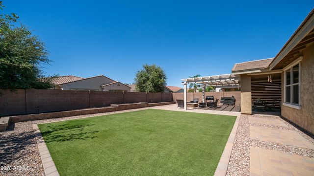 10533 E KINETIC Drive, Mesa, AZ 85212