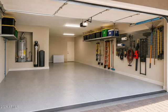 10533 E KINETIC Drive, Mesa, AZ 85212