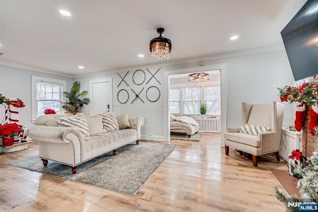 85 Hillcrest Terrace, East Orange, NJ 07018