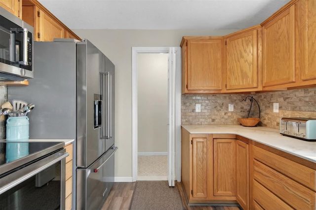 107 Studer Drive, Grass Lake, MI 49240