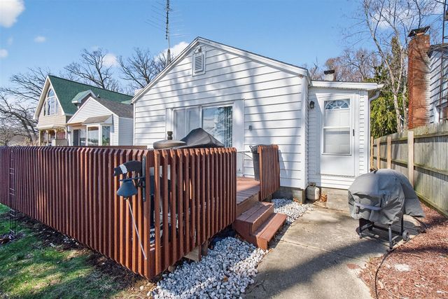 107 Studer Drive, Grass Lake, MI 49240