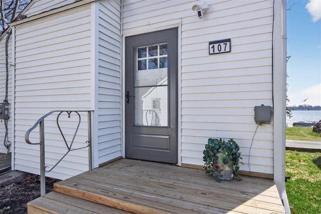 107 Studer Drive, Grass Lake, MI 49240