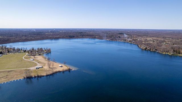 107 Studer Drive, Grass Lake, MI 49240