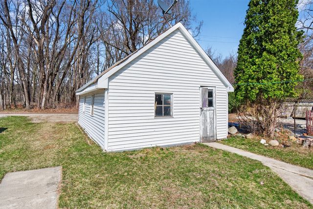 107 Studer Drive, Grass Lake, MI 49240