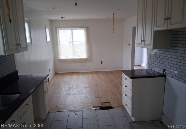 9925 Bishop Street, Detroit, MI 48224