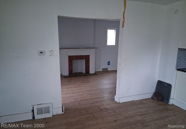 9925 Bishop Street, Detroit, MI 48224