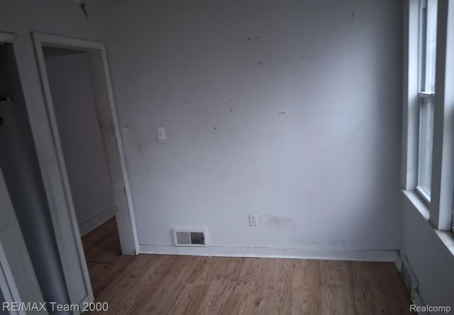 9925 Bishop Street, Detroit, MI 48224