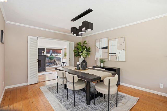 4500 Oak Hill Rd, Oakland, CA 94605