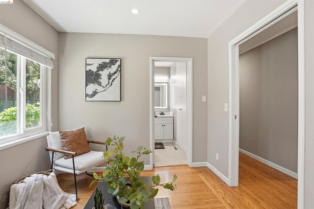 4500 Oak Hill Rd, Oakland, CA 94605