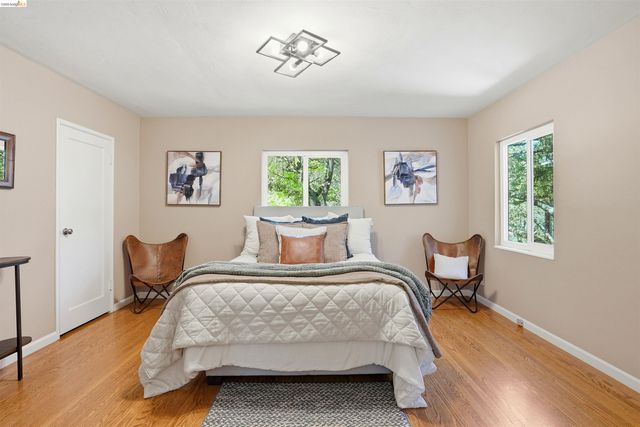 4500 Oak Hill Rd, Oakland, CA 94605