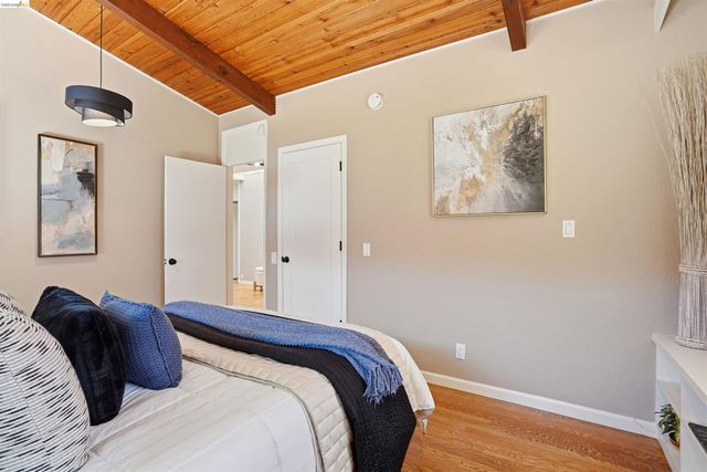 4500 Oak Hill Rd, Oakland, CA 94605
