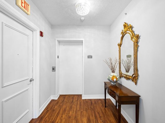 715 Bayshore Drive 904, Fort Lauderdale, FL 33304