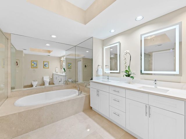 715 Bayshore Drive 904, Fort Lauderdale, FL 33304