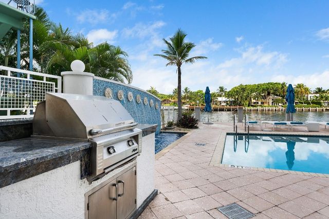 715 Bayshore Drive 904, Fort Lauderdale, FL 33304