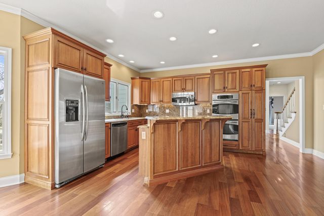 2808 WILD PLUM CT, Columbia, MO 65201